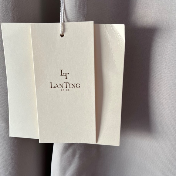 3 piece pant suit - Picture 2 of 3